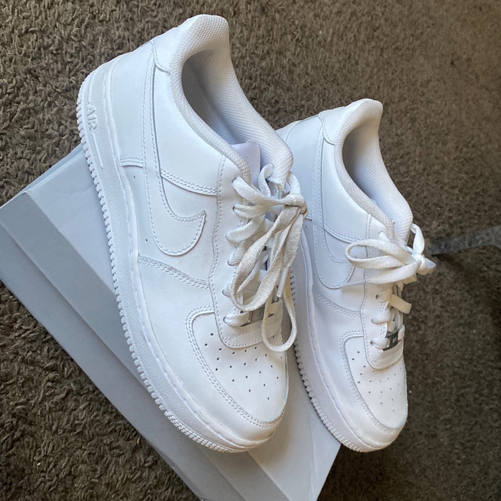 White.. Good Condition Air Forces 1
